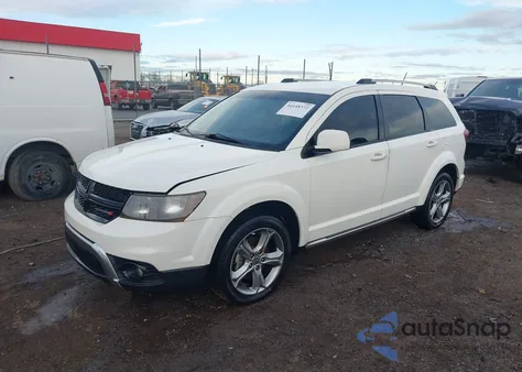 2017 Dodge Journey Crossroad z USA, uszkodzony, nr VIN 3C4PDCGG5HT684906